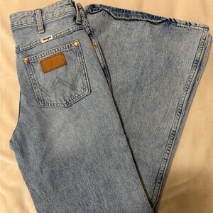 Wrangler Wide Leg Flare Jeans
